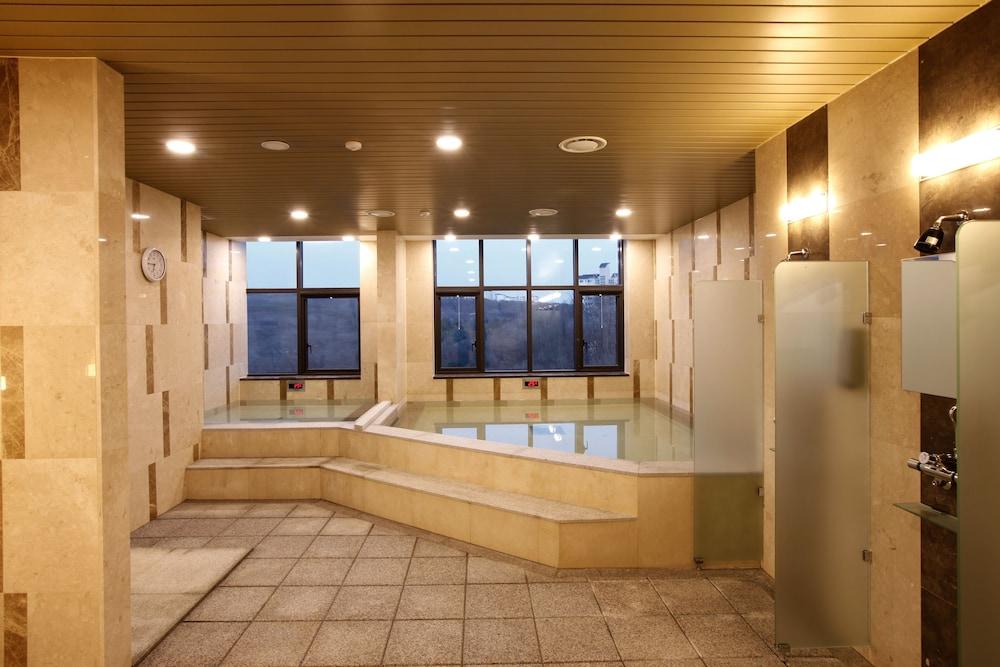 On City Hotel Чхонан Экстерьер фото